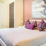 2 Bedroom Apartment - Pool & Jacuzzi