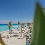 Oceanfront Studio, Magnificent Views