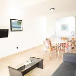 Spacious Penthouse 3 Bedrooms, Private Rooftop Zh - Gre5401 -