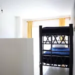 Lindo Y Amplio Departamento En Planta Baja 2 Hab -Col106