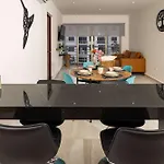 Cozy Apartment With Amazing Amenities