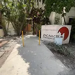 Apt 1 Min To Hotel Zone Pool Free Parking
