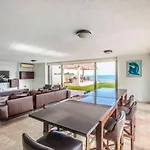 Oceanfront Villa - Private Beach At The Hotel Zone