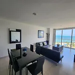 Amara En La Playa