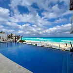 Apt With Balcony, Beach Access & Comfort, Pool