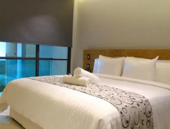 Hotel Kavia Plus