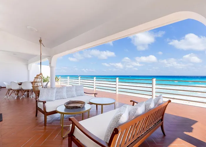 Amazing 5 Bedroom Villa On The Beach!