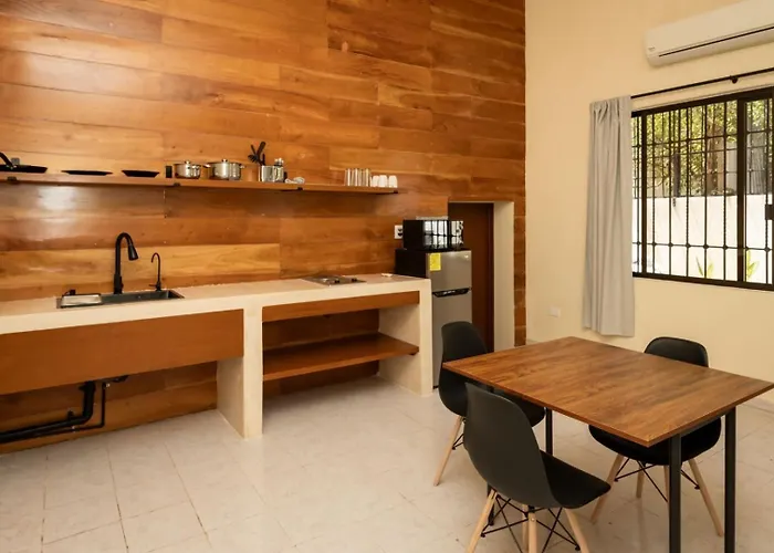 Bright & Spacious Ground Floor Suite Casa Jurel