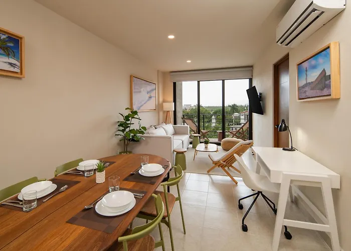 Everglades Suites