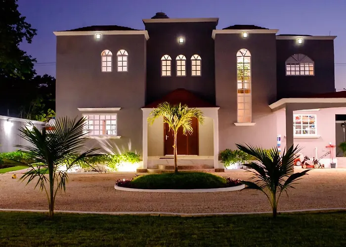 Luxury Gray House Hotel