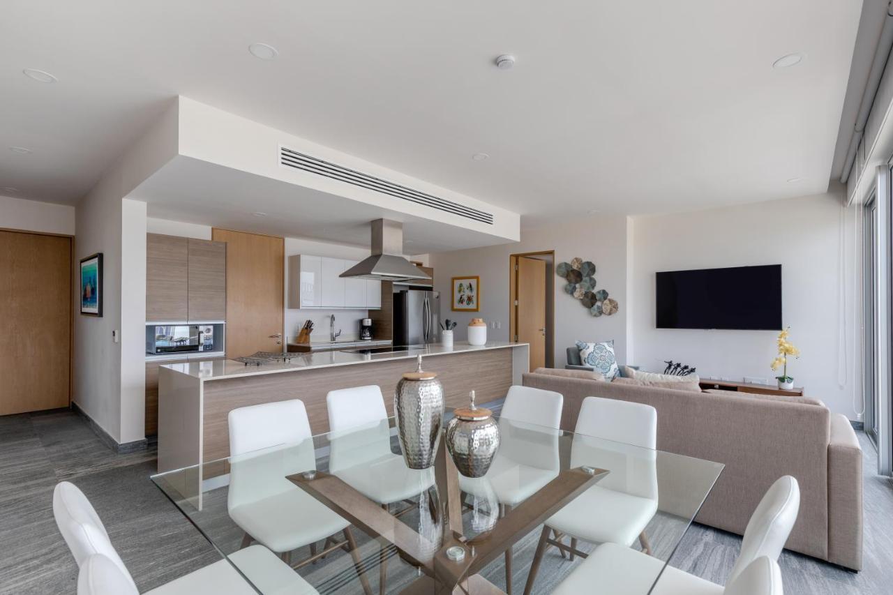 Exclusive Apartment- Rooftop Pool Apartment