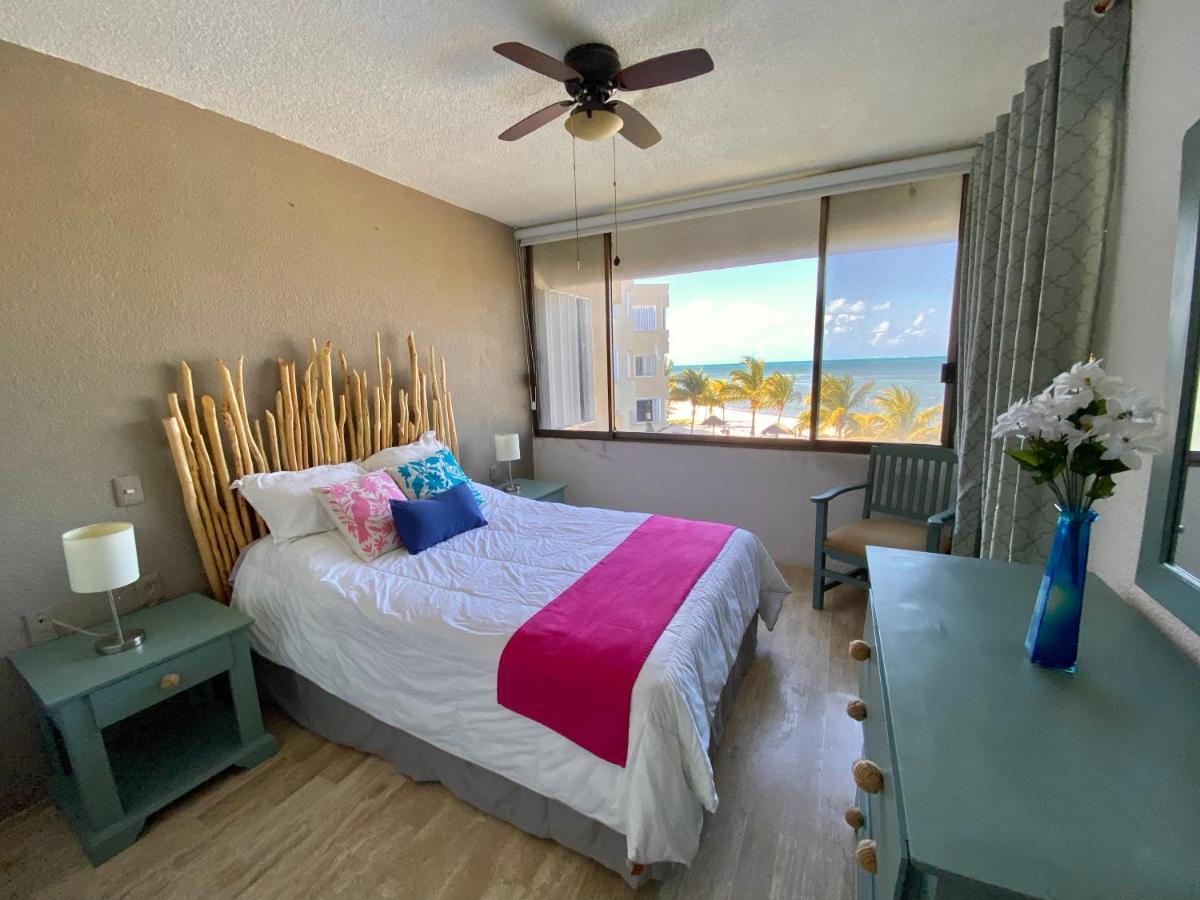 Oceanfront Bm By Andiani Travel Apartment *