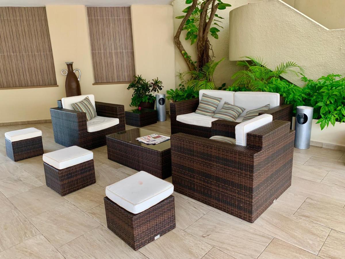 Oceanfront Bm By Andiani Travel * Cancun