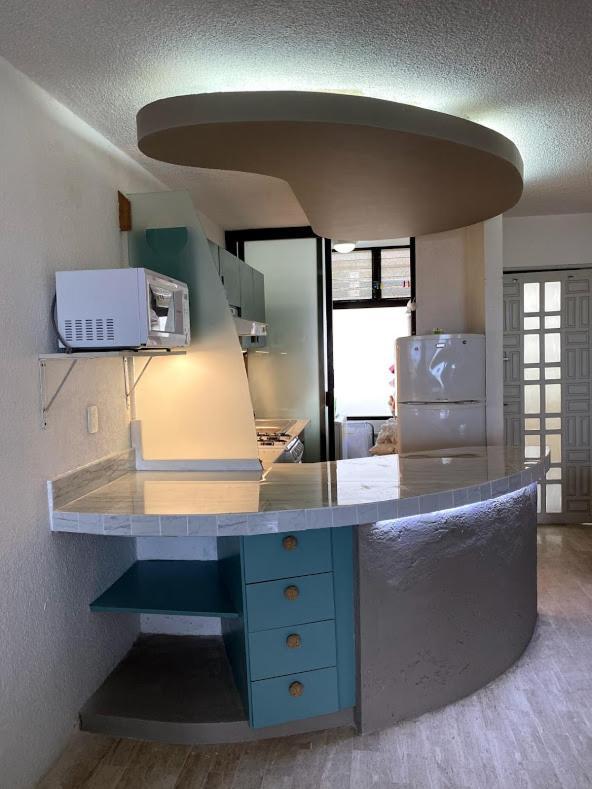 Oceanfront Bm By Andiani Travel Apartment *