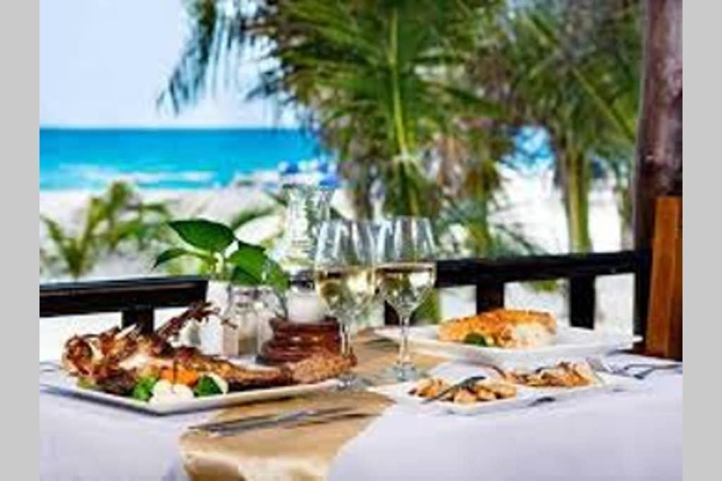 Amara Beachfront Caribe R Cancun