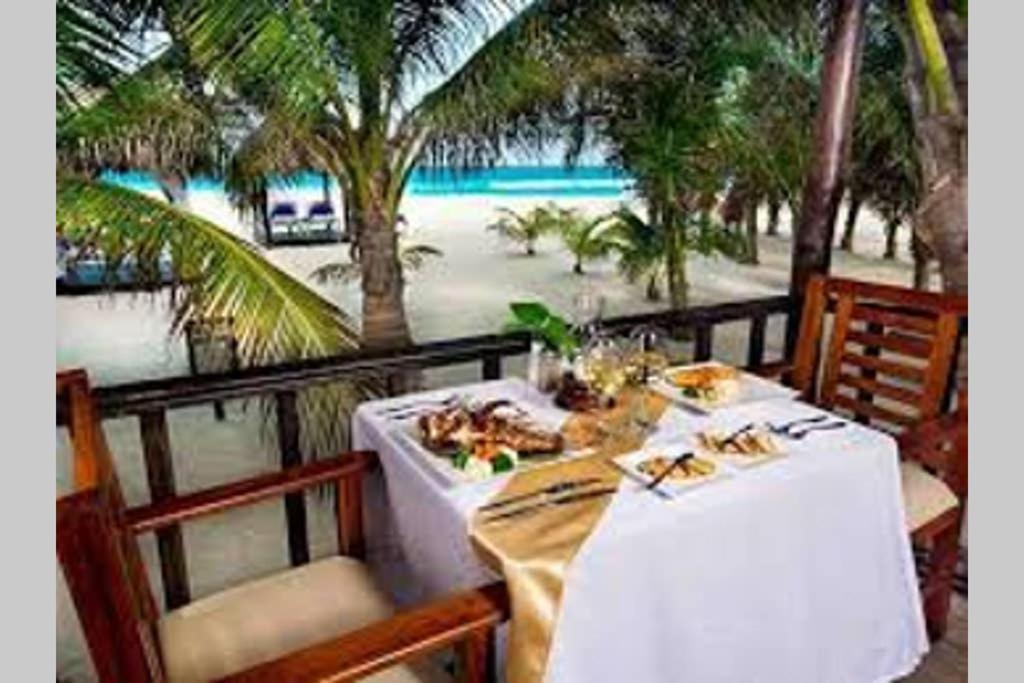 Apartment Amara Beachfront Caribe R