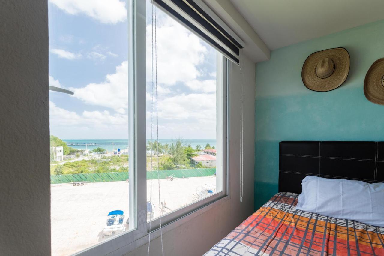 Amara Beachfront Caribe R Apartment
