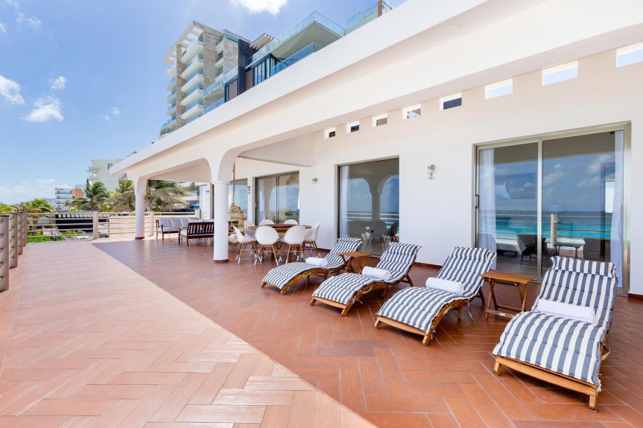 Amazing 5 Bedroom On The Beach! * Cancún