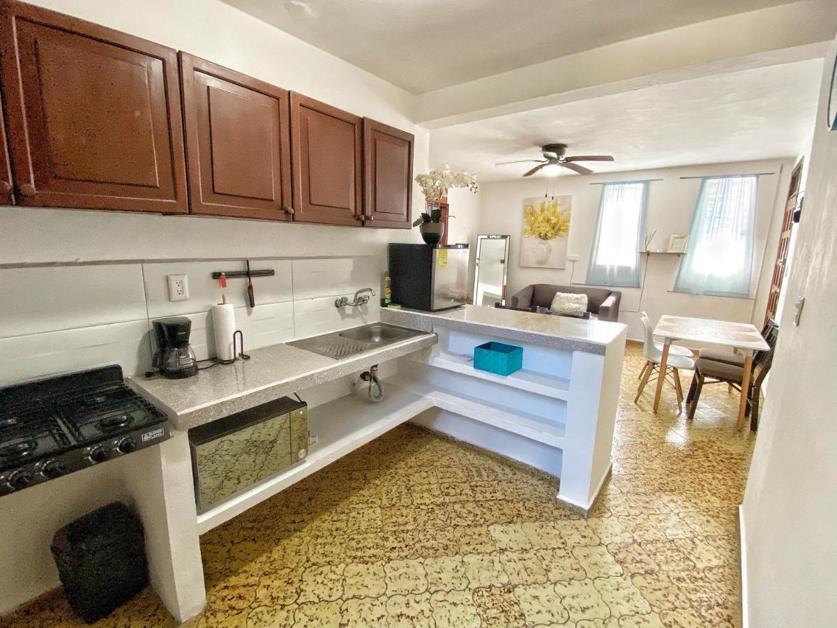 Well Located! Cozy Conoco Cancun