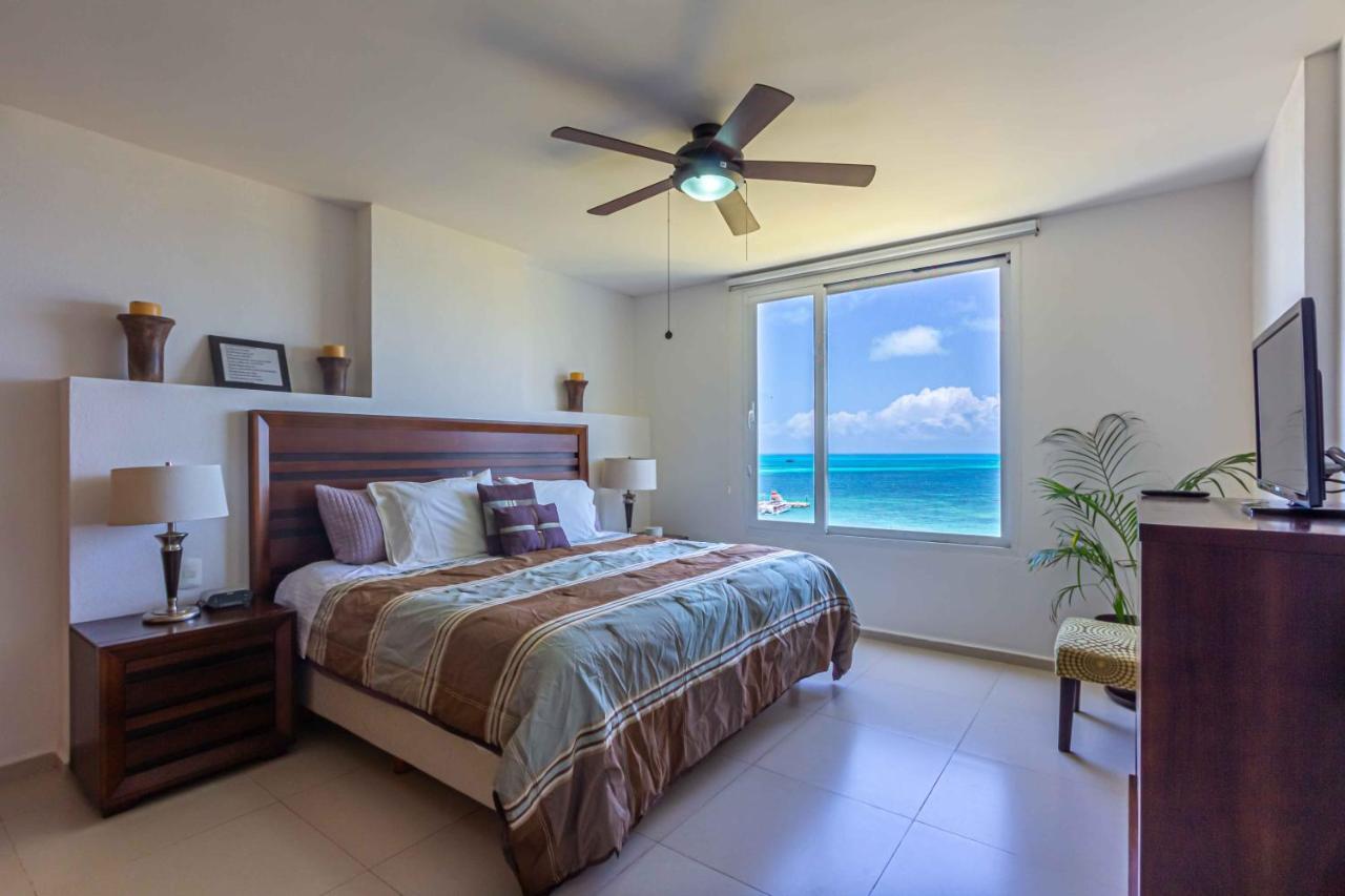 Amara Beachfront By The Sea Apartment *