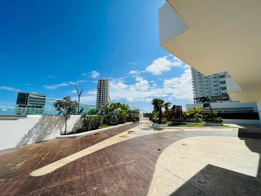 Amazing View 2 Bedroom Apto,5 Min To Hz,malldownstairs Ny1601 Cancun