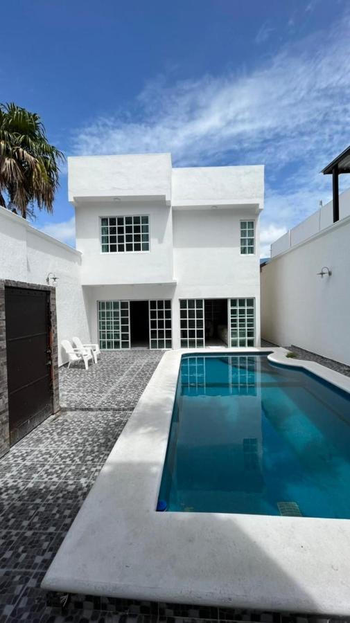 Magnifica Casa Con Alberca Privada A 10 Min Del Mar Cancún