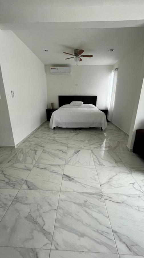 Magnifica Casa Con Alberca Privada A 10 Min Del Mar * Cancún