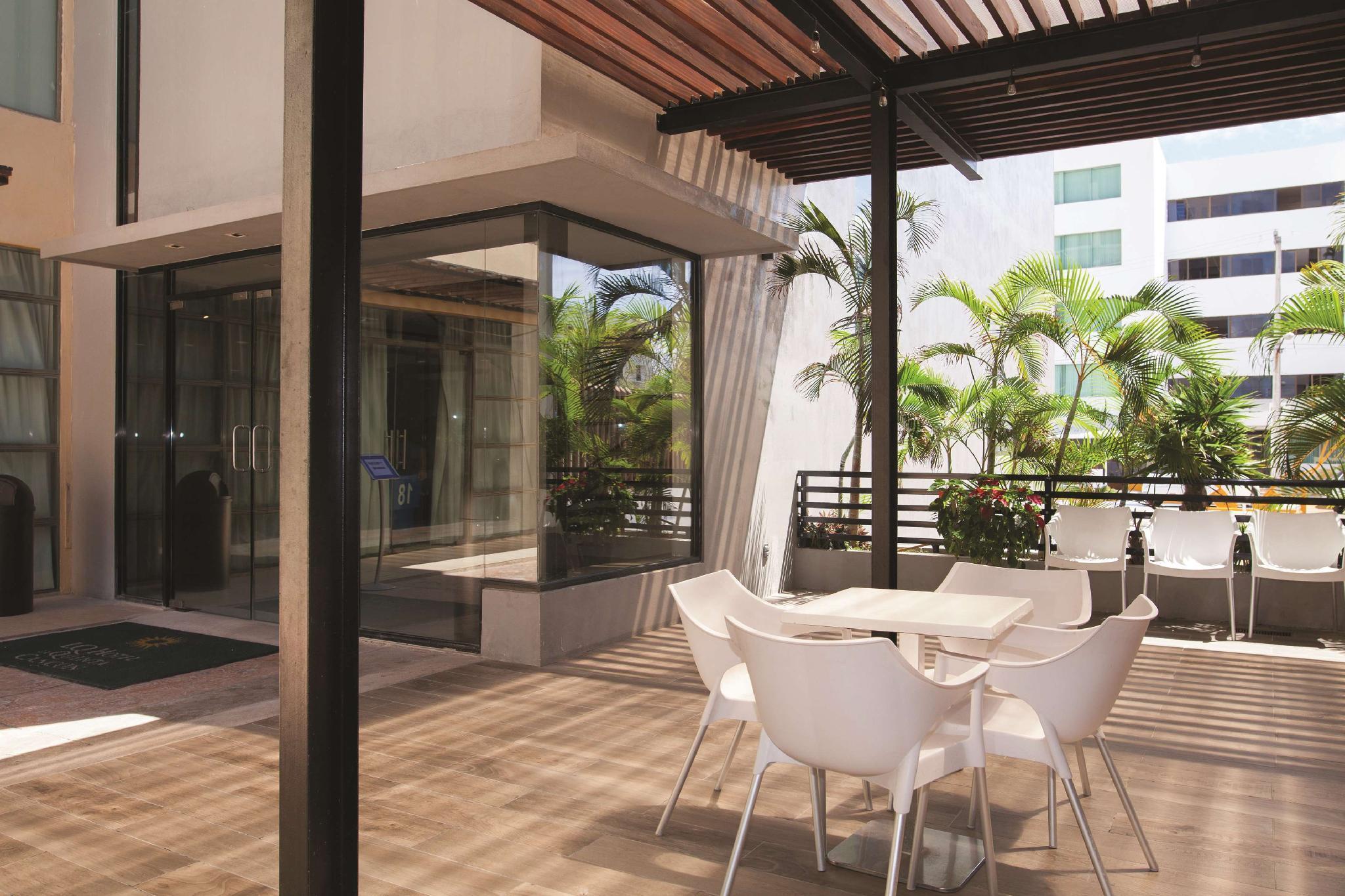 Wyndham Garden Downtown 4* Cancun