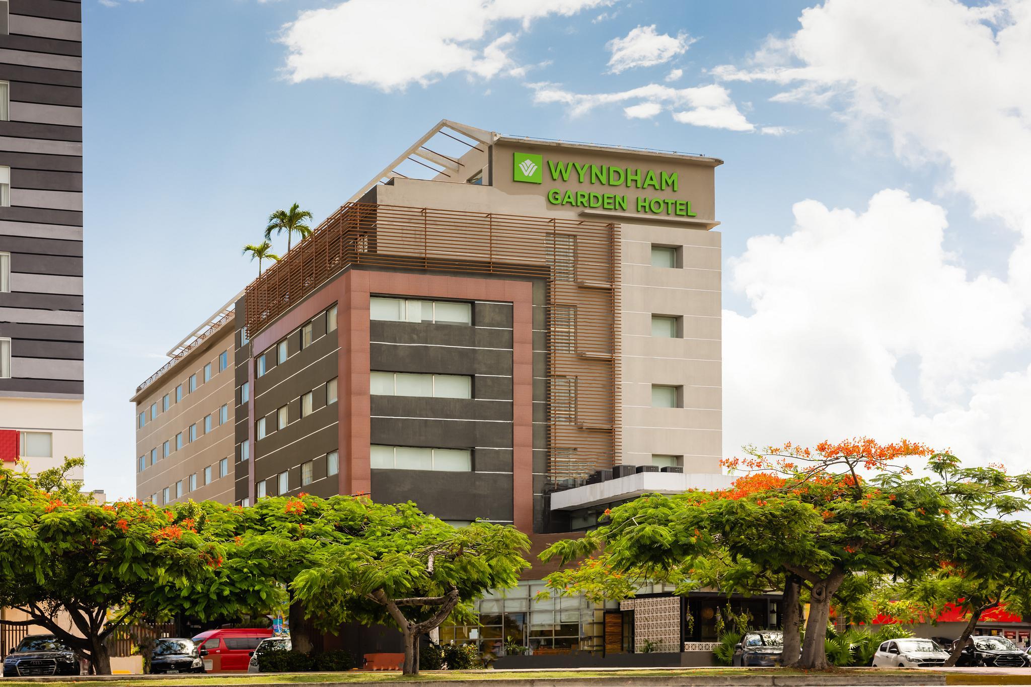 Wyndham Garden Downtown Hotel