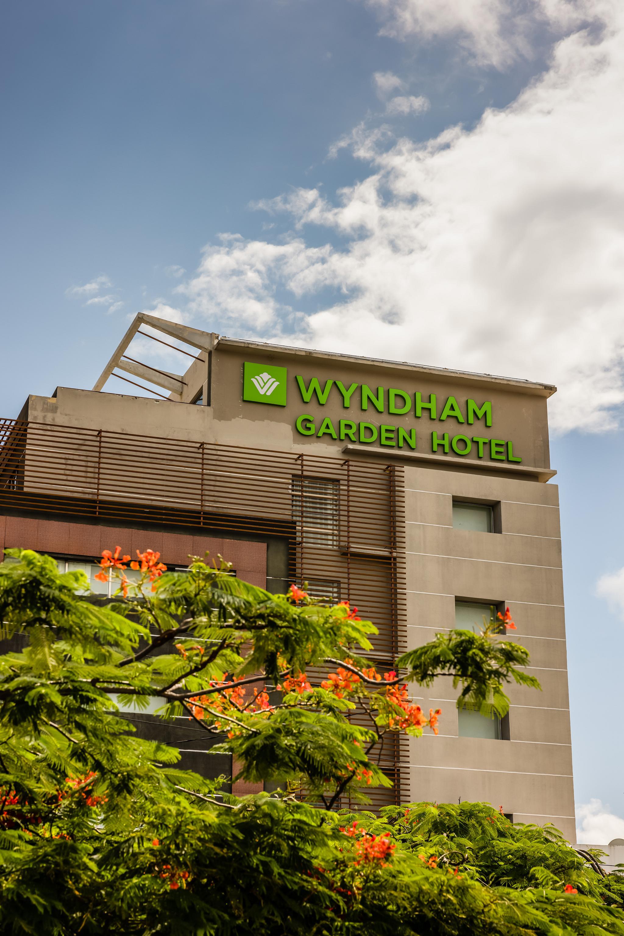 Hotel Wyndham Garden Downtown 4*