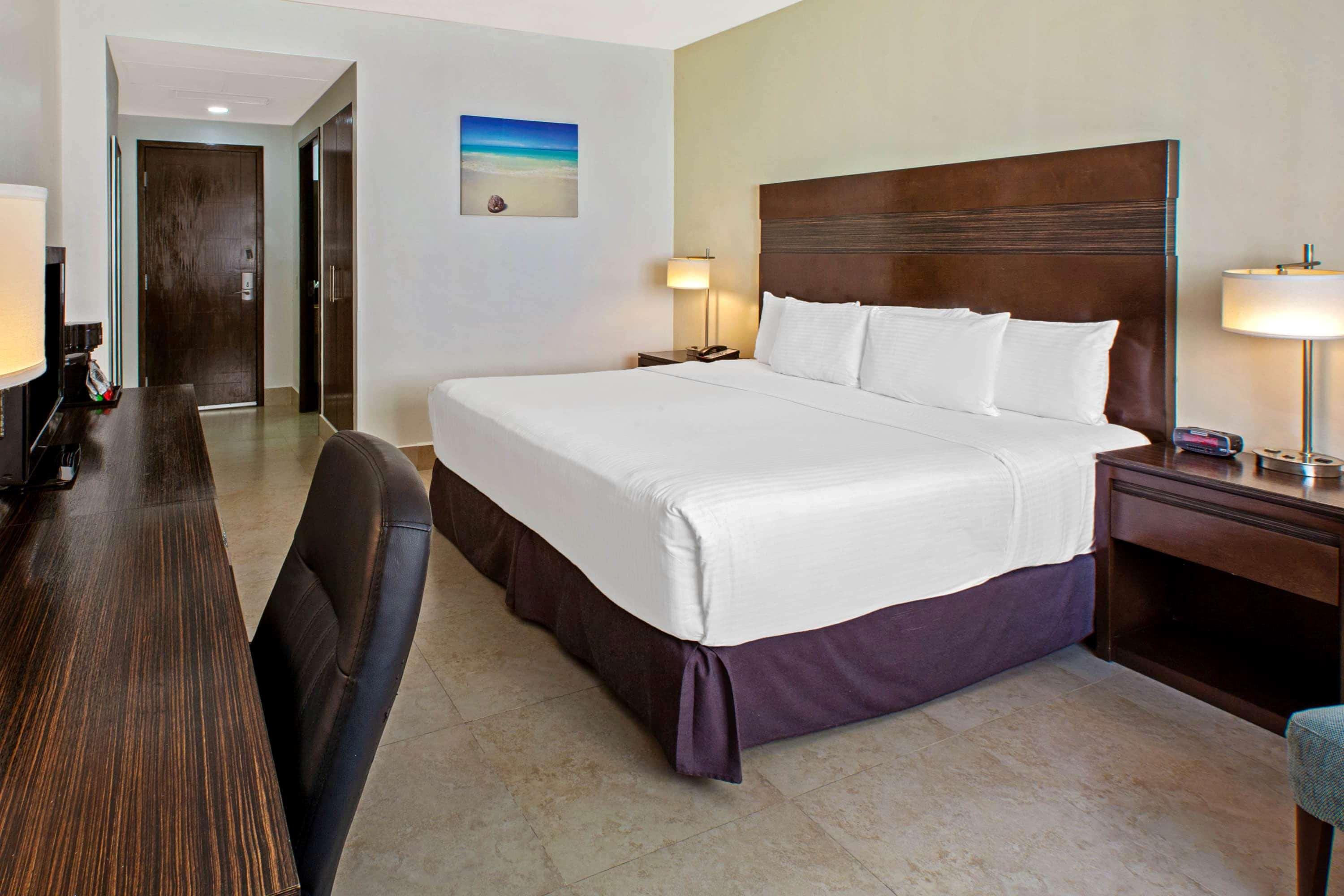 Hotel Wyndham Garden Downtown