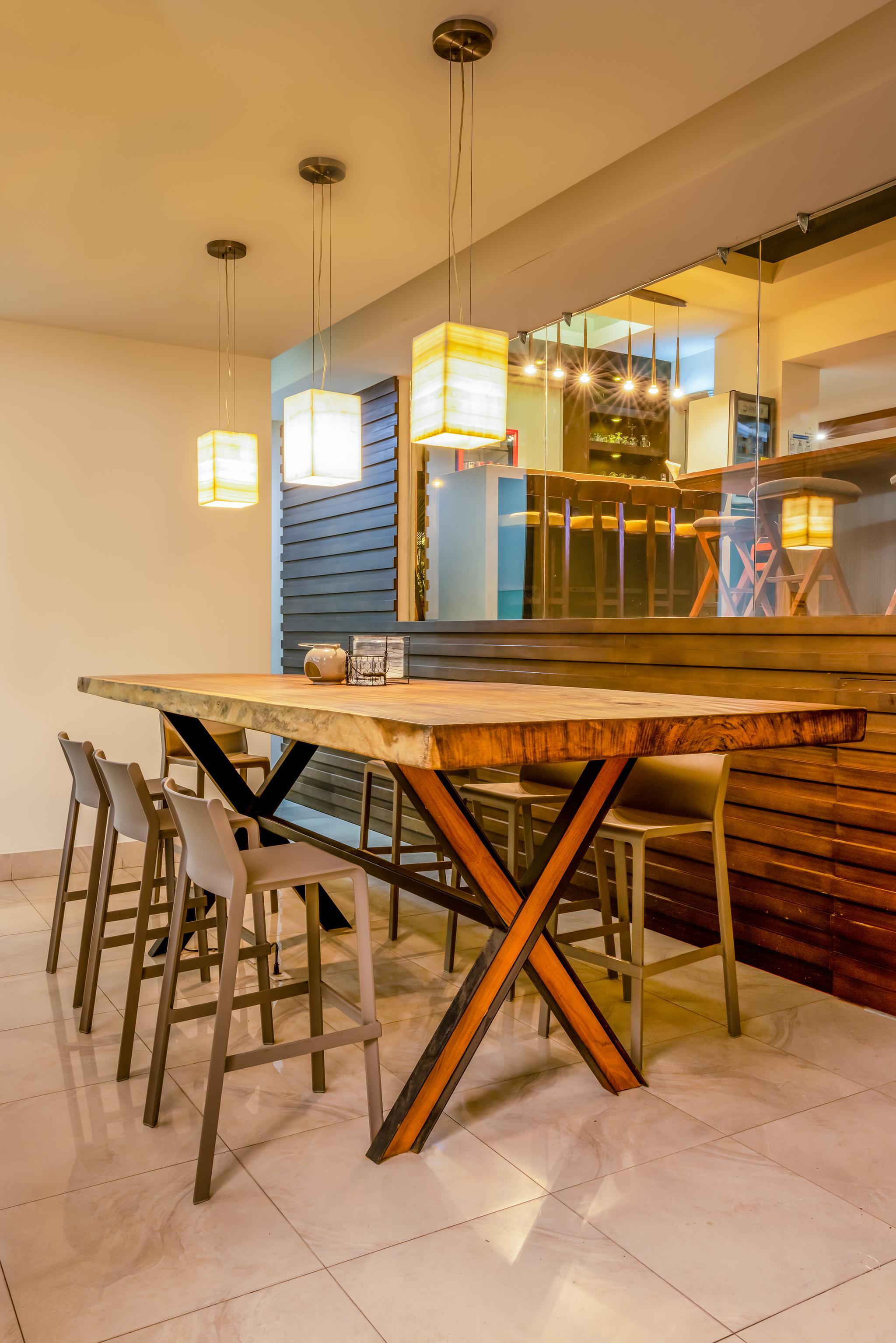 Wyndham Garden Downtown 4*
