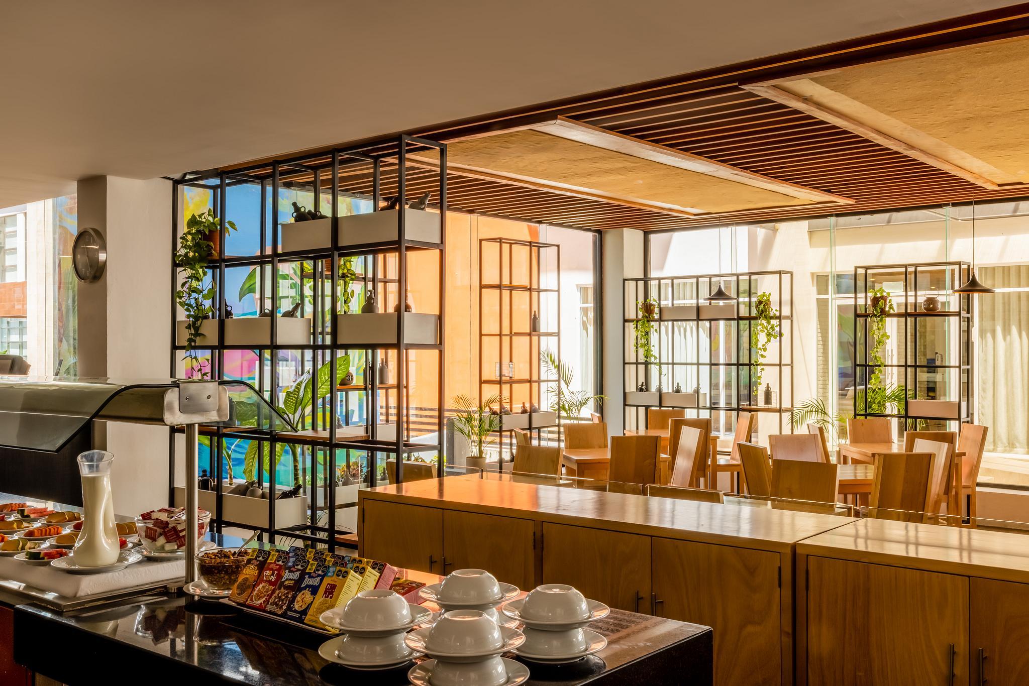 Hotel Wyndham Garden Downtown Cancun