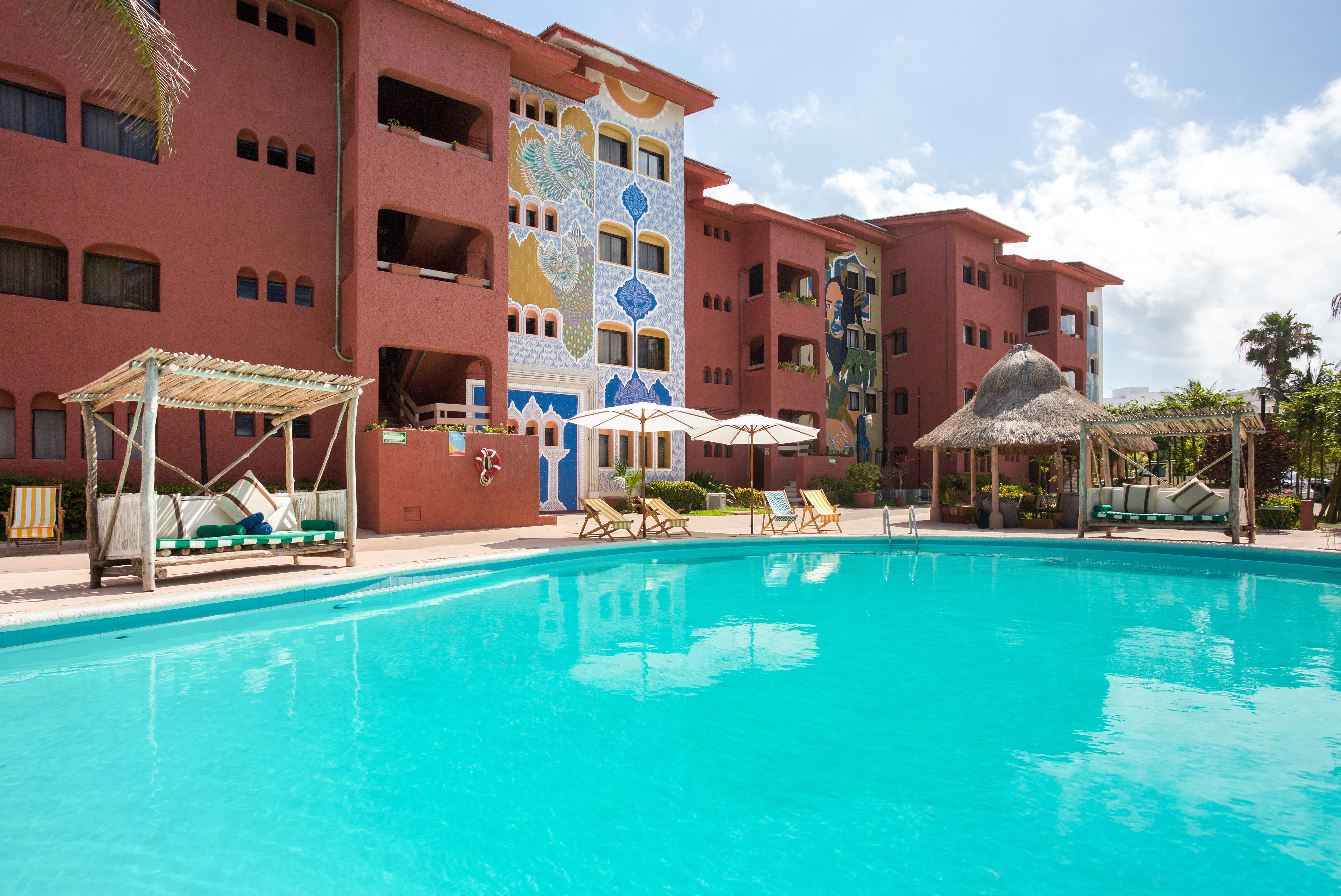 Zone Aparthotel