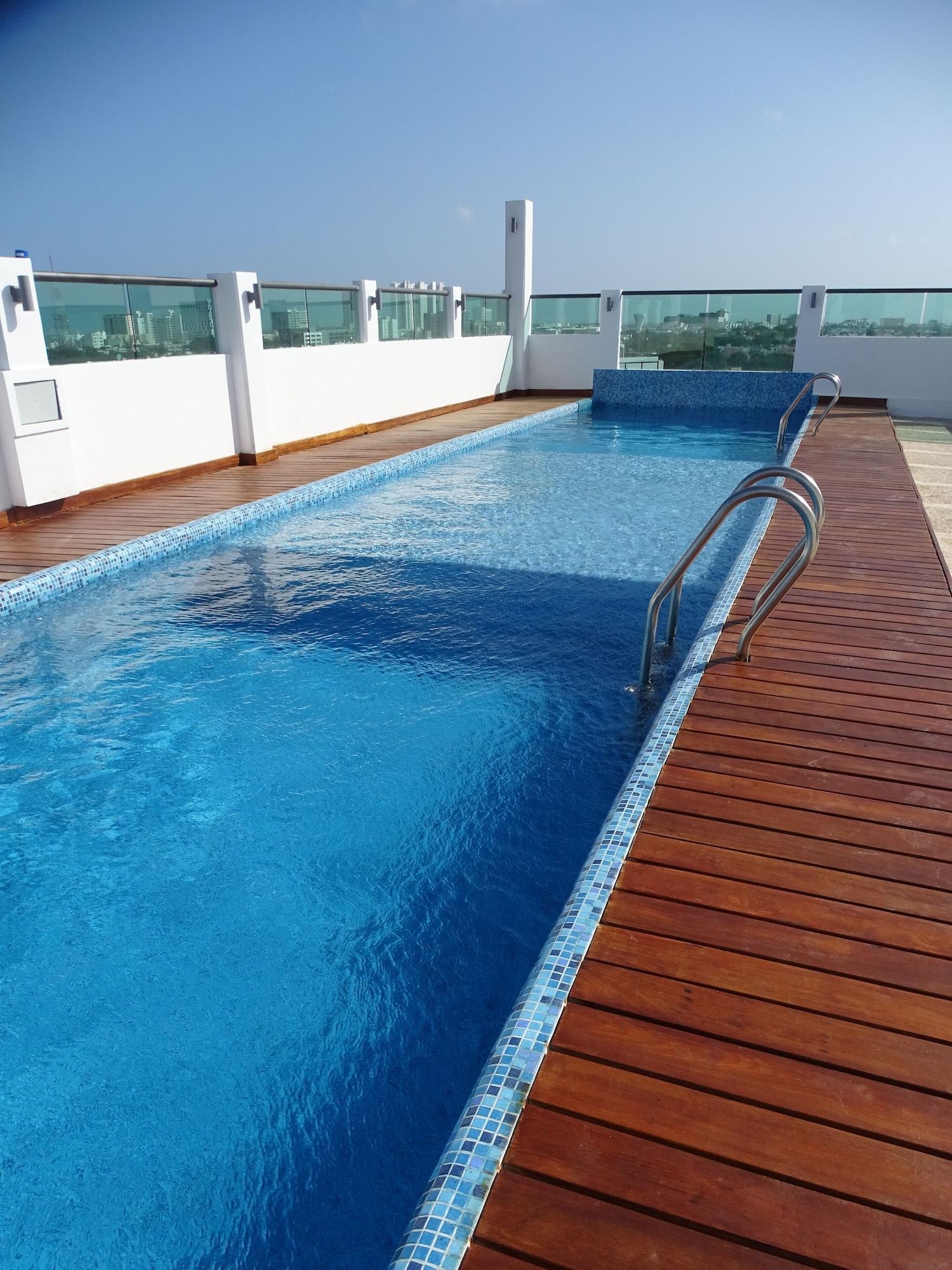 Kavia Hotel 4*