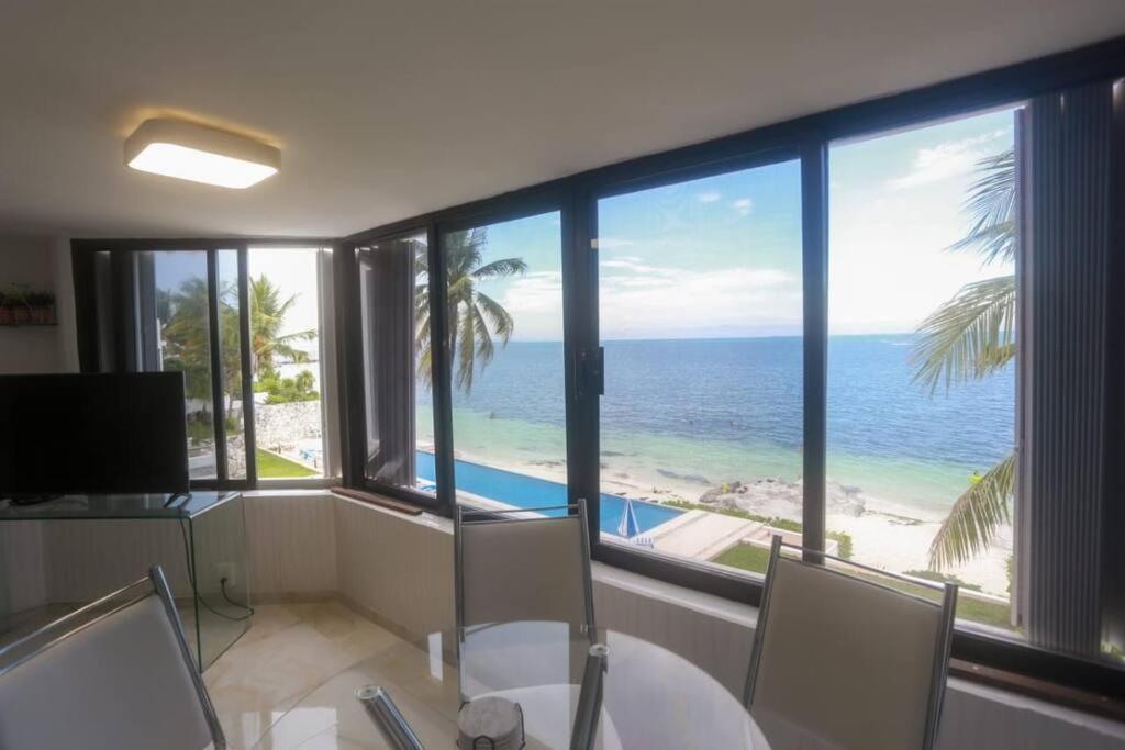 Apartment Front Zone Cancún