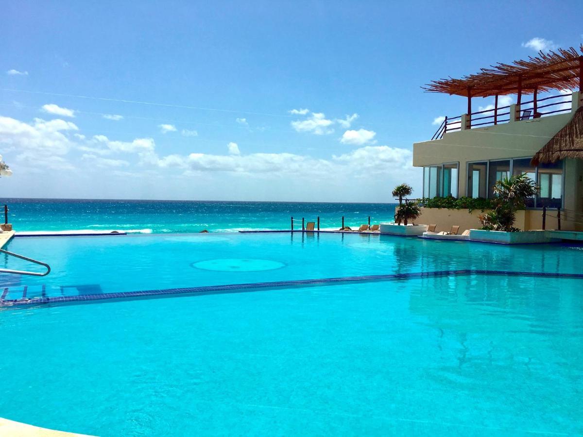 Plaza Mexico * Cancun