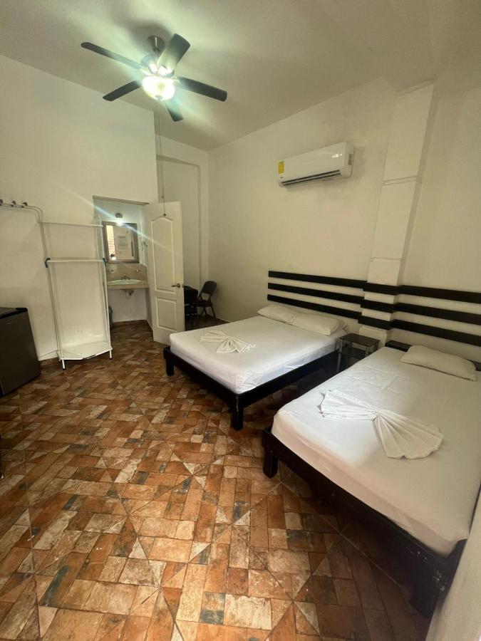 Hotel Xaman 3*