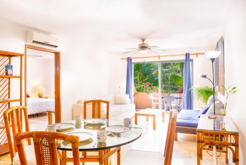 Lovely Villas & Great Price At Zone W/ Free Beach Access Apartment Cancun