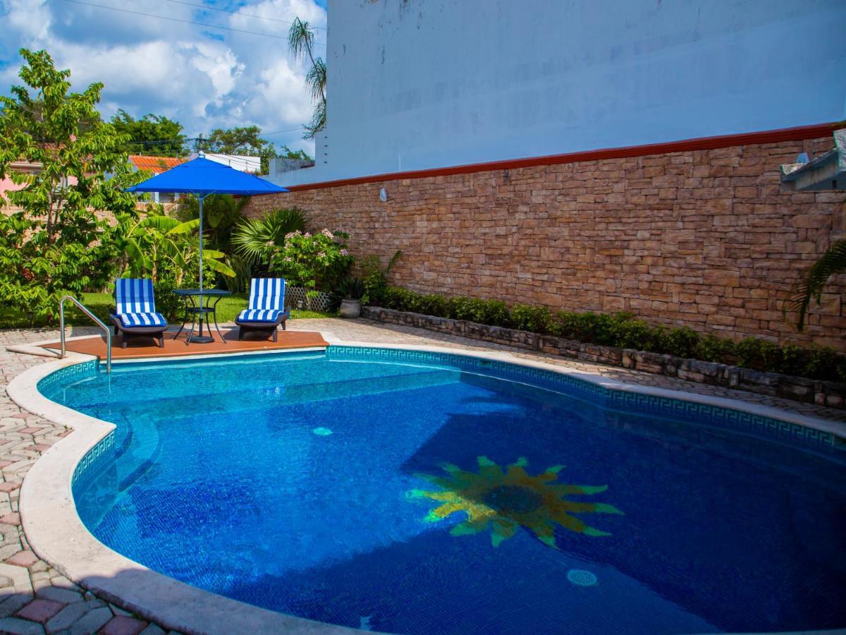 Hermosa Casa, En Renta Vacacional Con Piscina, A Tan Solo10 Minutos De La Playa, Cerca De Centros Comerciales, Restaurantes, Bares Y Supermercados Apartment