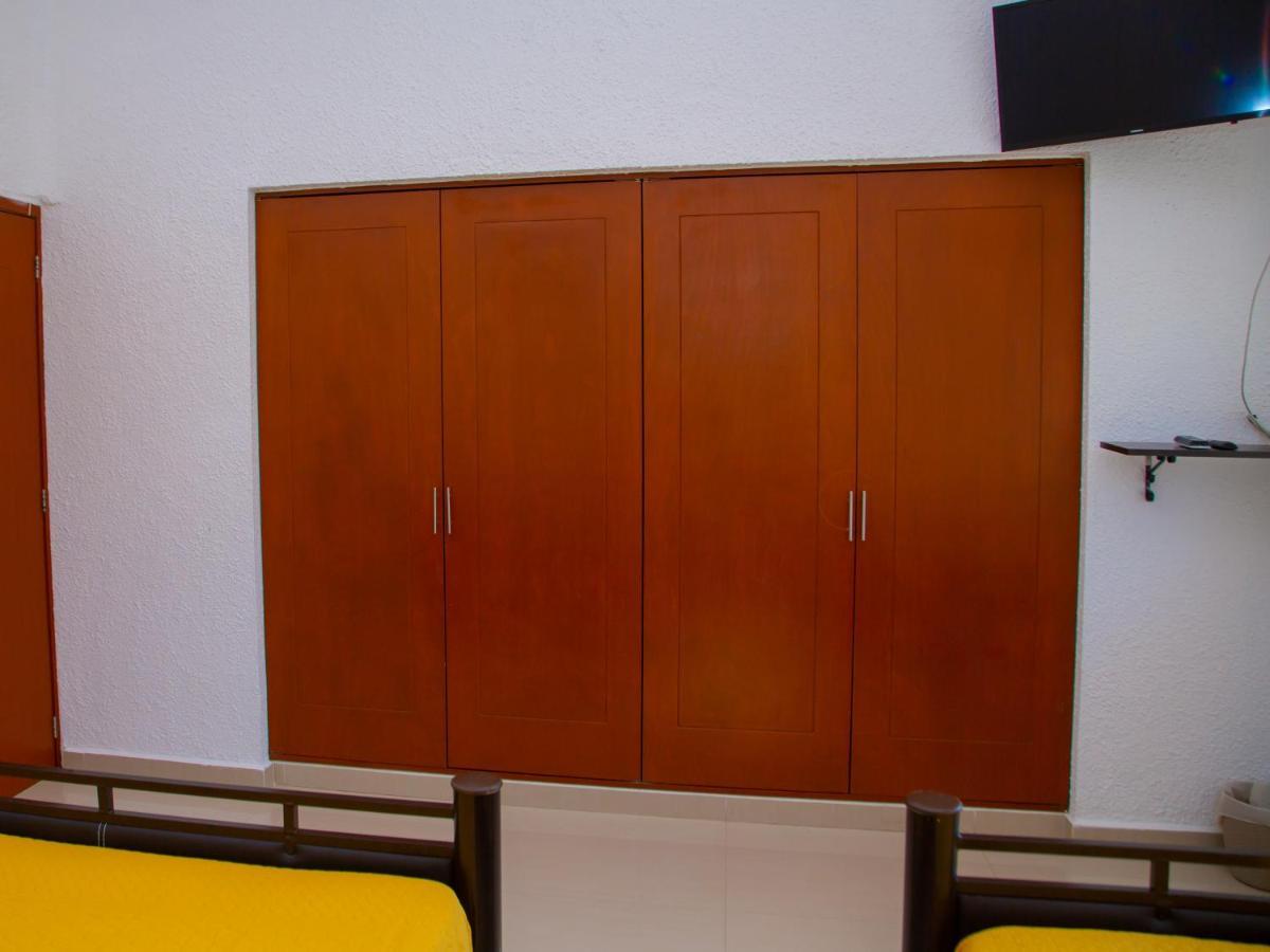 Hermosa Casa, En Renta Vacacional Con Piscina, A Tan Solo10 Minutos De La Playa, Cerca De Centros Comerciales, Restaurantes, Bares Y Supermercados Apartment *