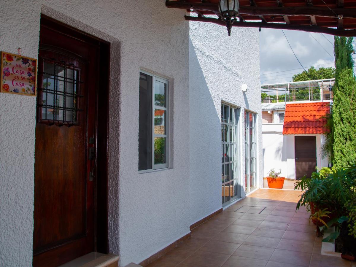Hermosa Casa, En Renta Vacacional Con Piscina, A Tan Solo10 Minutos De La Playa, Cerca De Centros Comerciales, Restaurantes, Bares Y Supermercados