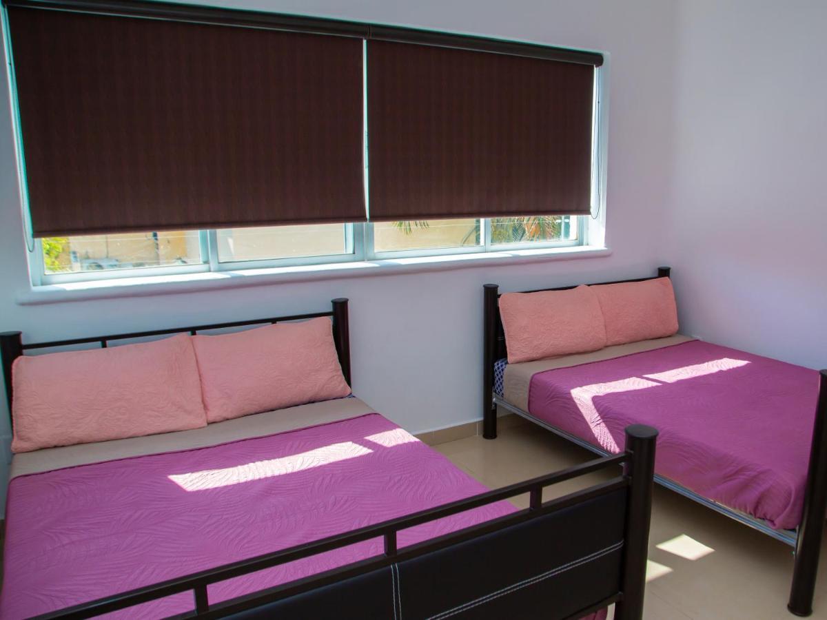 Hermosa Casa, En Renta Vacacional Con Piscina, A Tan Solo10 Minutos De La Playa, Cerca De Centros Comerciales, Restaurantes, Bares Y Supermercados *