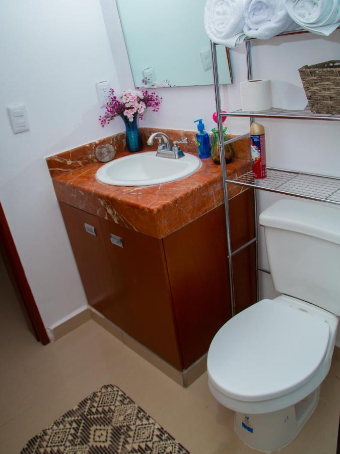 Apartment Hermosa Casa, En Renta Vacacional Con Piscina, A Tan Solo10 Minutos De La Playa, Cerca De Centros Comerciales, Restaurantes, Bares Y Supermercados Cancún