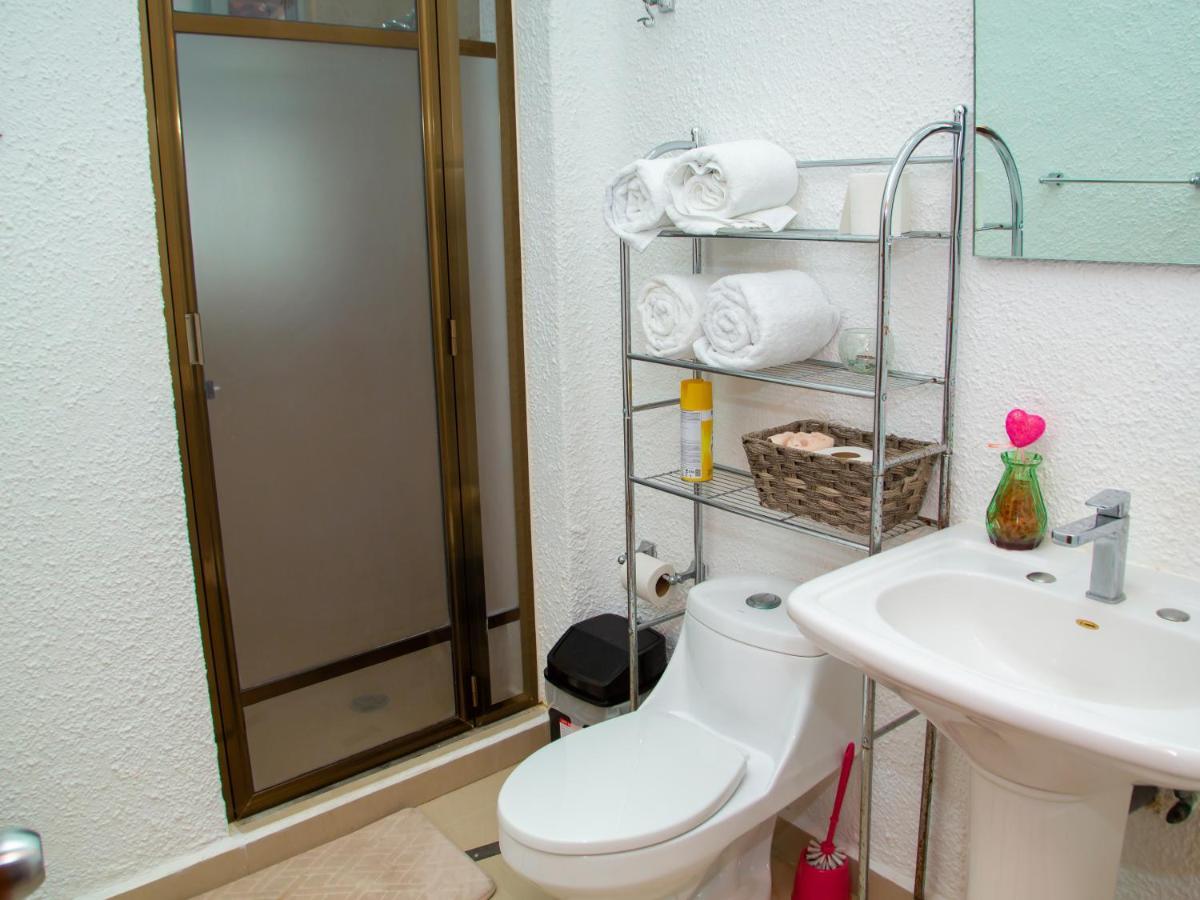 Apartment Hermosa Casa, En Renta Vacacional Con Piscina, A Tan Solo10 Minutos De La Playa, Cerca De Centros Comerciales, Restaurantes, Bares Y Supermercados Cancún