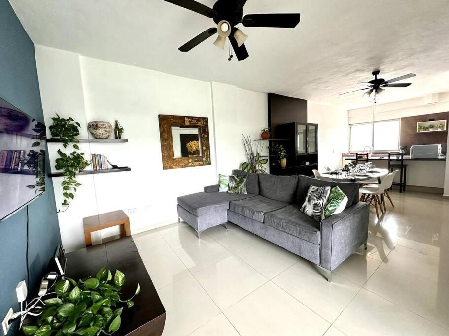 Ferienhaus 3br Beautiful With Pool Gym & Great Location *