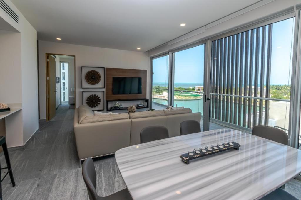 Luxury 3 Bedroom Rooftop Pool, Near The Beach