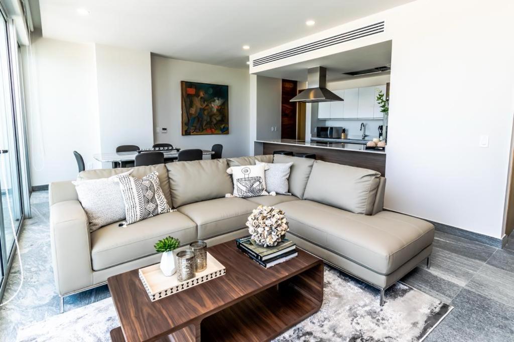 Luxury 3 Bedroom Rooftop Pool, Near The Beach Cancun