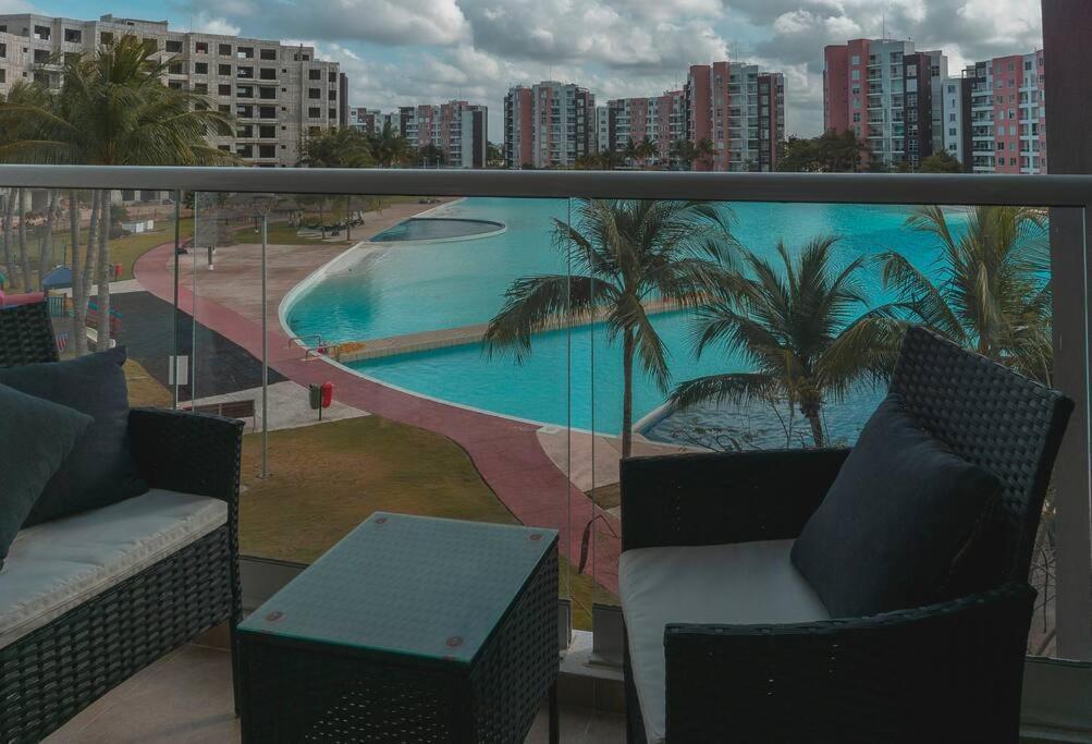Dr02 Departamento Moderno Con Vista A La Laguna En Dream Lagoons Apartment