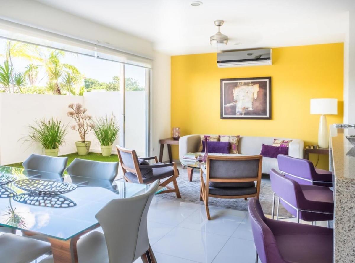 2 Bedroom - Pool & Jacuzzi Apartment *